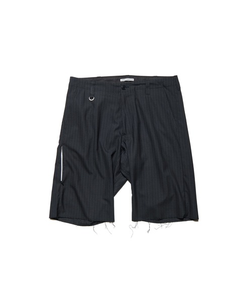 uniform experiment(ユニフォームエクスペリメント)の「STRETCH WOOL CUT-OFF SHORTS(その他パンツ・メンズ・ブラック/A・3/2)」の2枚目の写真