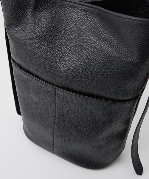 Beau're（ヴュレ）の「【WEB限定】【Beau're/ヴュレ】Design Buckle Bucket ショルダーバッグ（トートバッグ・レディース・ブラック/ブラウン・フリー）」の10枚目の写真