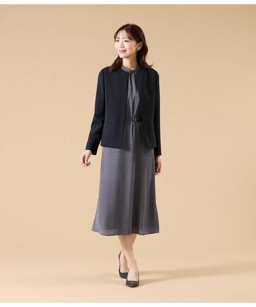 NEWYORKER(ニューヨーカー)の「ジオメトリックプリント スタンドギャザーワンピース(ワンピース・レディース・ライトグリーン/ネイビー・9号/11号)」の17枚目の写真