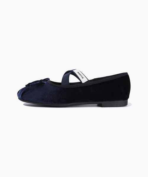 MARITHE + FRANCOIS GIRBAUD(マリテフランソワジルボー)の「W CROSS BANDING VELVET FLAT SHOES(バレエシューズ・レディース・ダークネイビー/バーガンディー/Black・24cm/23cm/25cm)」の11枚目の写真