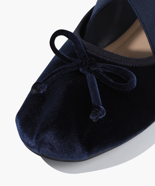 MARITHE + FRANCOIS GIRBAUD(マリテフランソワジルボー)の「W CROSS BANDING VELVET FLAT SHOES(バレエシューズ・レディース・ダークネイビー/バーガンディー/Black・24cm/23cm/25cm)」の14枚目の写真