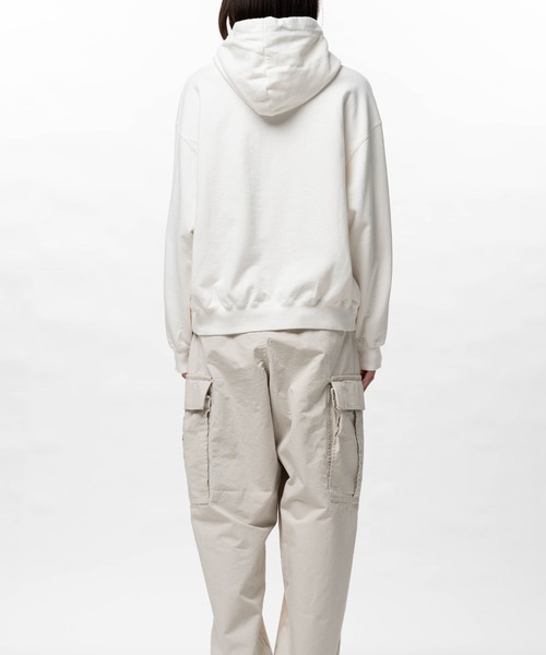 Maison MIHARA YASUHIRO(メゾンミハラヤスヒロ)の「Don't Tag Me Printed Hoodie(スウェット・レディース・ブラック/ホワイト/グレー・38/36)」の18枚目の写真