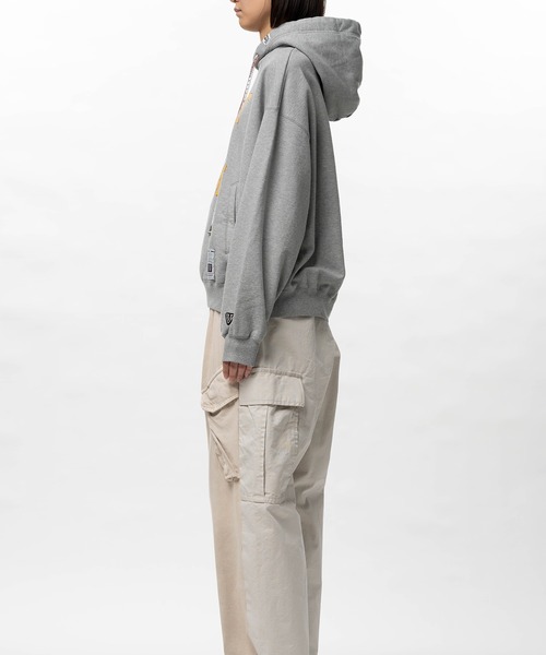 Maison MIHARA YASUHIRO(メゾンミハラヤスヒロ)の「Don't Tag Me Printed Hoodie(スウェット・レディース・ブラック/ホワイト/グレー・38/36)」の10枚目の写真