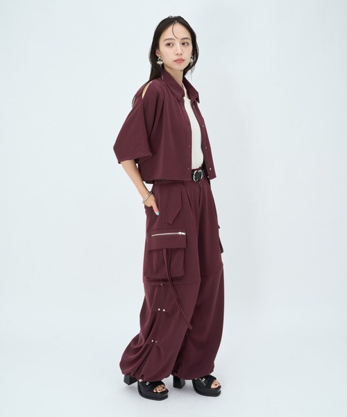 HARE(ハレ)の「2WAYZIPカーゴパンツ(HARE)(その他パンツ・レディース・オフホワイト/グレー/イエロー系その他/ブラック/ライトブルー/オレンジ/ピンク/グレー系その他/ブラック系その他/ボルドー/グレー系その他2/バーガンディー・FREE)」の16枚目の写真