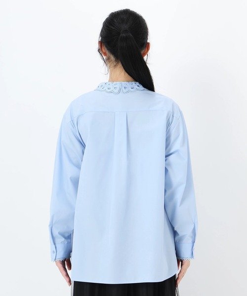 STRAWBERRY-FIELDS(ストロベリーフィールズ)の「エイミーブロード_レース襟シャツ(シャツ/ブラウス・レディース・サックスブルー系/オフホワイト・2)」の4枚目の写真
