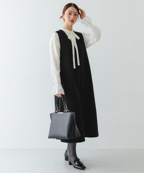 RODE SKO（ロデスコ）の「『MADE IN JAPAN』 4.5センチメタルヒールパンプス（パンプス・レディース・ブラック/ベージュ/グレー・38/37/36）」の12枚目の写真