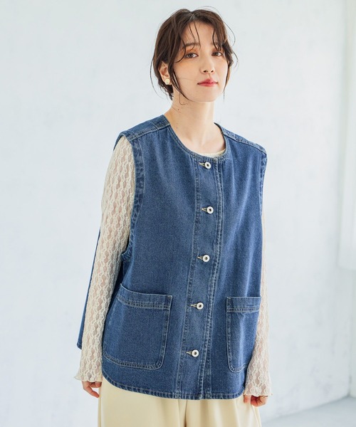 studio CLIP（スタディオクリップ）の「ノーカラーデニムベスト《CLIP denim》（ベスト・レディース・ホワイト/ブルー・FREE）」の12枚目の写真