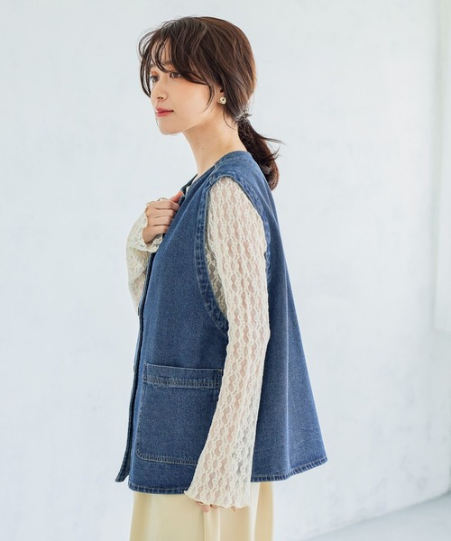 studio CLIP（スタディオクリップ）の「ノーカラーデニムベスト《CLIP denim》（ベスト・レディース・ホワイト/ブルー・FREE）」の15枚目の写真