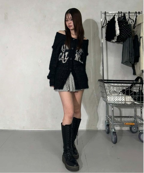 sedacle girl（セダクルガール）の「ラメシャギーオフショルニット（ニット/セーター・レディース・チャコールグレー/ブラック/アイボリー・FREE）」の20枚目の写真