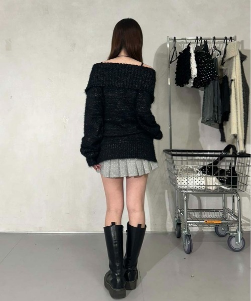 sedacle girl（セダクルガール）の「ラメシャギーオフショルニット（ニット/セーター・レディース・チャコールグレー/ブラック/アイボリー・FREE）」の22枚目の写真
