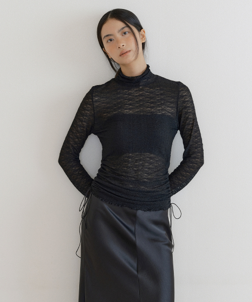 LUCIR ZU(ルシールズ)の「Lace string turtleneck top (black)(Tシャツ/カットソー・レディース・その他・FREE)」の1枚目の写真