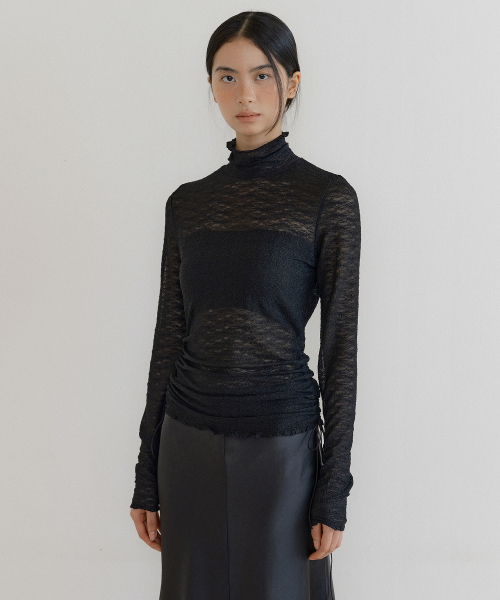 LUCIR ZU(ルシールズ)の「Lace string turtleneck top (black)(Tシャツ/カットソー・レディース・その他・FREE)」の3枚目の写真