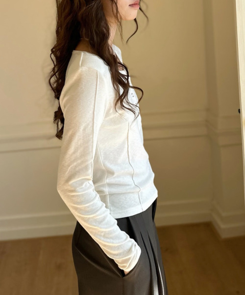 Ada.（エイダ）の「コンパクト ヘンリーネック ロングスリーブ カットソー（Tシャツ/カットソー・レディース・ブラック/ホワイト/グレー・FREE）」の22枚目の写真