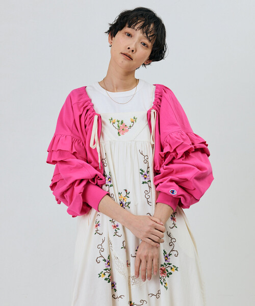 Champion×Freada/チャンピオン ギャザー×フリル ジップショートボレロ