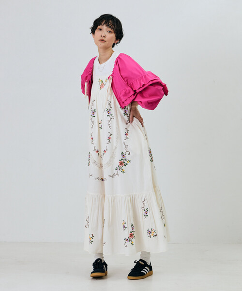 Champion(チャンピオン)の「Champion×Freada/チャンピオン ギャザー×フリル ジップショートボレロ(カーディガン/ボレロ・レディース・ピンク/グレー/ブラック・ONE SIZE)」の12枚目の写真