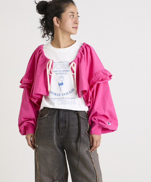 Champion(チャンピオン)の「Champion×Freada/チャンピオン ギャザー×フリル ジップショートボレロ(カーディガン/ボレロ・レディース・ピンク/グレー/ブラック・ONE SIZE)」の21枚目の写真