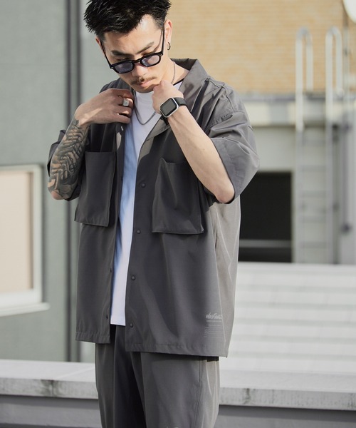 WILD THINGS（ワイルドシングス）の「WILD THINGS/ワイルドシングス OPEN COLLAR POCKET SHIRT ミリタリータグ オープンカラーシャツ 2026年春夏（シャツ/ブラウス・メンズ・ブラック/グレー・M/L/XL）」の20枚目の写真