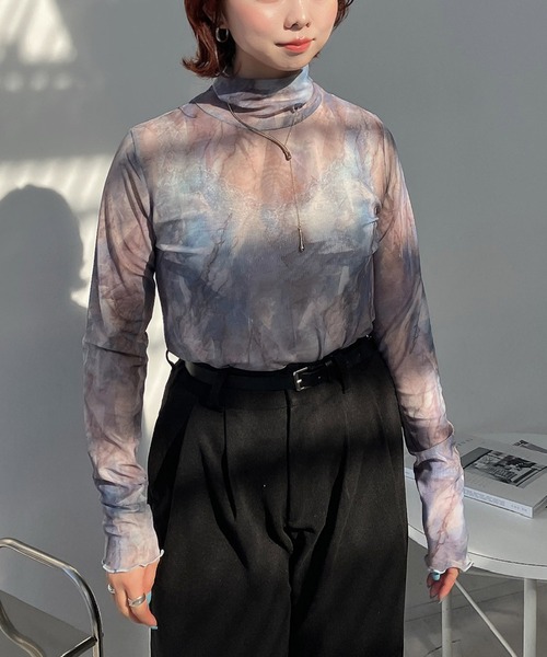 AS KNOW AS plus(アズノゥアズプラス)の「◯アソート メロウハイネックシアーインナートップス(Tシャツ/カットソー・レディース・ベージュ系/ブラック系/アイボリー系/グレー系・FREE)」の3枚目の写真
