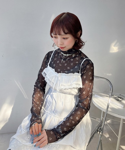 AS KNOW AS plus(アズノゥアズプラス)の「◯アソート メロウハイネックシアーインナートップス(Tシャツ/カットソー・レディース・ベージュ系/ブラック系/アイボリー系/グレー系・FREE)」の12枚目の写真