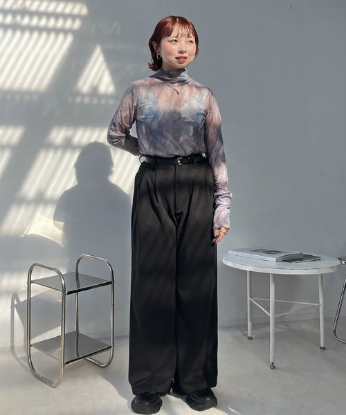 AS KNOW AS plus(アズノゥアズプラス)の「◯アソート メロウハイネックシアーインナートップス(Tシャツ/カットソー・レディース・ベージュ系/ブラック系/アイボリー系/グレー系・FREE)」の8枚目の写真