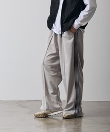 トラックパンツ」に該当するメンズのパンツ（グレー/灰色系・ワイド