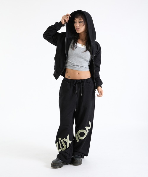 FTW(エフティダブリュー)の「VELOUR PATCH SWEAT PANTS(スウェットパンツ・レディース・ブラック/グレー・SMALL/MEDIUM/LARGE)」の7枚目の写真