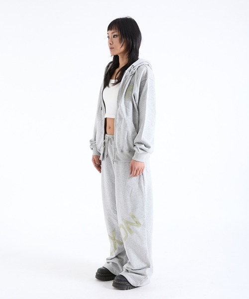 FTW(エフティダブリュー)の「VELOUR PATCH SWEAT PANTS(スウェットパンツ・レディース・ブラック/グレー・SMALL/MEDIUM/LARGE)」の22枚目の写真