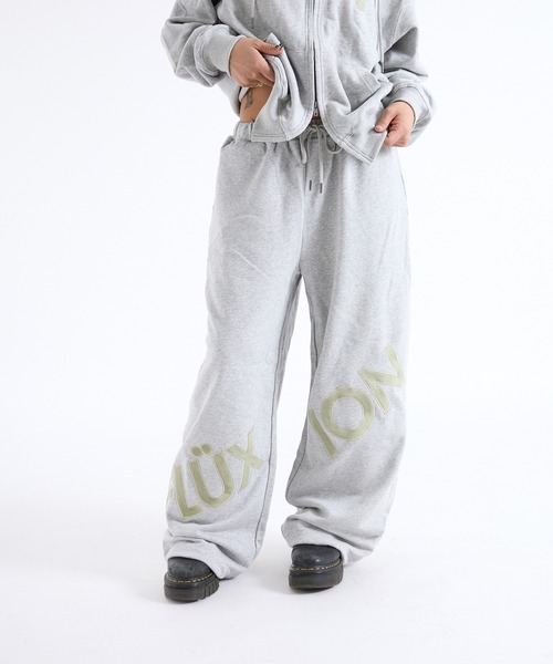 FTW(エフティダブリュー)の「VELOUR PATCH SWEAT PANTS(スウェットパンツ・レディース・ブラック/グレー・SMALL/MEDIUM/LARGE)」の15枚目の写真