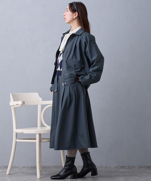 NICOLE CLUB(ニコル クラブ)の「スタンドカラートレンチジャケット(その他アウター・レディース・ブラック/チャコールグレー・M)」の4枚目の写真