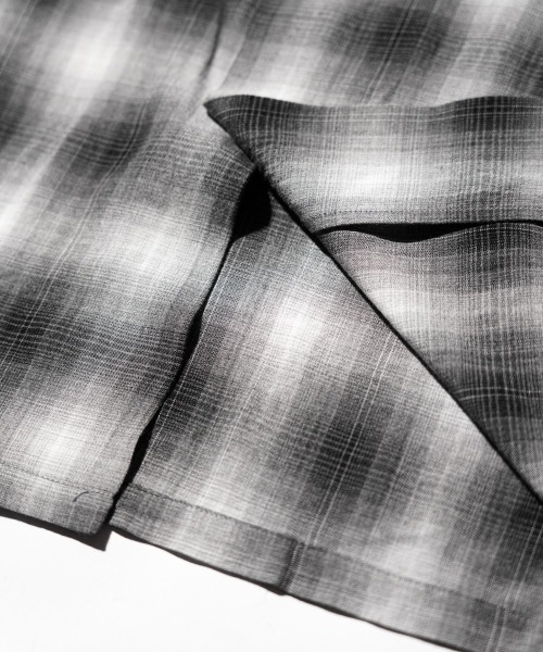 TOWNCRAFT(タウンクラフト)の「TOWNCRAFT / タウンクラフト 60S OMBRE LOOP COLLAR S/S SHIRTS オンブレチェック ループカラー 半袖シャツ(シャツ/ブラウス・メンズ・ブラック/グレー/グリーン/グレー系その他・MEDIUM/LARGE/SMALL)」の10枚目の写真
