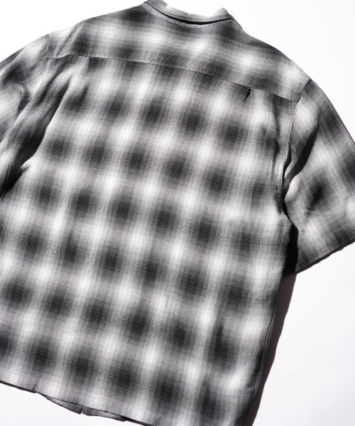 TOWNCRAFT(タウンクラフト)の「TOWNCRAFT / タウンクラフト 60S OMBRE LOOP COLLAR S/S SHIRTS オンブレチェック ループカラー 半袖シャツ(シャツ/ブラウス・メンズ・ブラック/グレー/グリーン/グレー系その他・MEDIUM/LARGE/SMALL)」の11枚目の写真