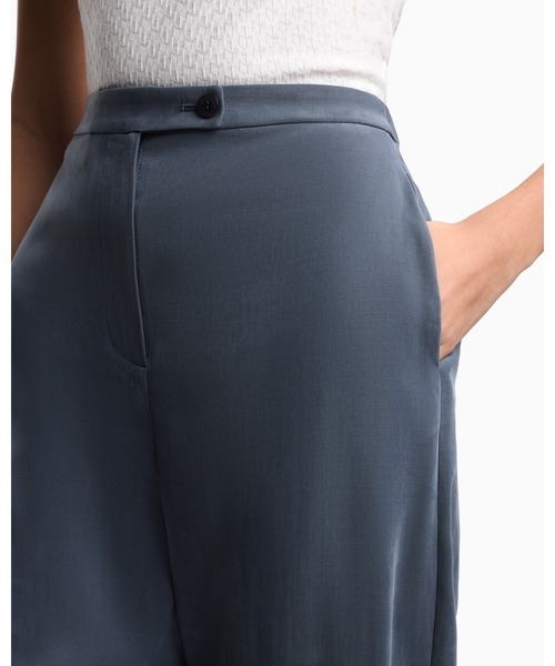 EMPORIO ARMANI（エンポリオアルマーニ）の「【エンポリオ アルマーニ】パンツ モダール ウォッシュドツイル（スラックス・レディース・ネイビー・38）」の3枚目の写真