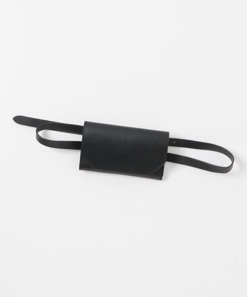 RODE SKO（ロデスコ）の「『MADE IN JAPAN』 ウエストポーチベルトバッグ（ボディバッグ/ウエストポーチ・レディース・ブラック/キャメル/オフホワイト・ONE）」の6枚目の写真