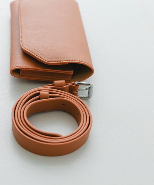 RODE SKO（ロデスコ）の「『MADE IN JAPAN』 ウエストポーチベルトバッグ（ボディバッグ/ウエストポーチ・レディース・ブラック/キャメル/オフホワイト・ONE）」の15枚目の写真