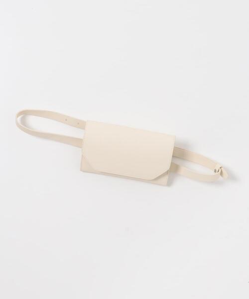 RODE SKO（ロデスコ）の「『MADE IN JAPAN』 ウエストポーチベルトバッグ（ボディバッグ/ウエストポーチ・レディース・ブラック/キャメル/オフホワイト・ONE）」の22枚目の写真