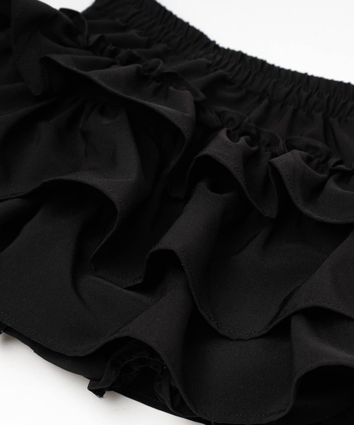 URBAN CHERRY（アーバンチェリー）の「【インナーパンツ付き】ティアードフリルデザインスカート（スカート・キッズ・ブラック・150cm/140cm/130cm/120cm/110cm）」の4枚目の写真
