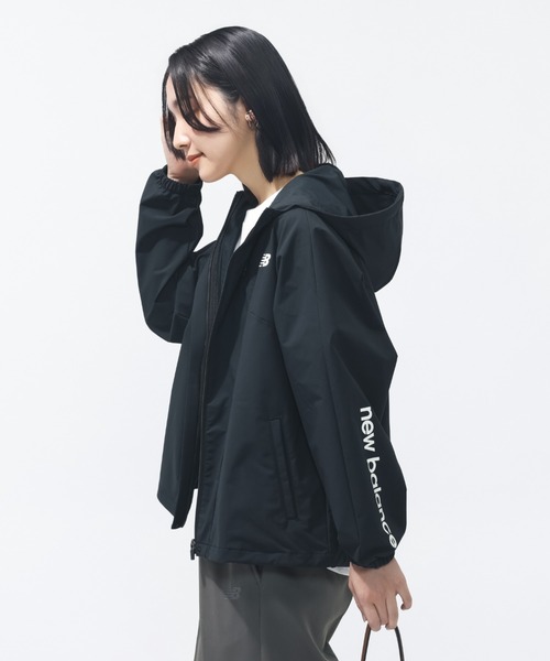 NEW BALANCE(ニューバランス)の「【New Balance×アルペン限定モデル】ニューバランス New Balance フーデットウーブンジャケット(ナイロンジャケット・レディース・オフホワイト/ブラック/アイボリー・M/L/XL/S)」の12枚目の写真