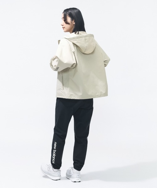 NEW BALANCE(ニューバランス)の「【New Balance×アルペン限定モデル】ニューバランス New Balance フーデットウーブンジャケット(ナイロンジャケット・レディース・オフホワイト/ブラック/アイボリー・M/L/XL/S)」の10枚目の写真