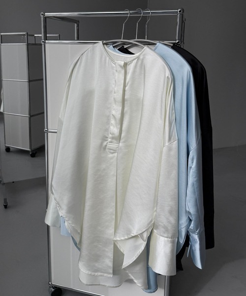 wee9s(ウィークス)の「over size no collar mannish satin shirt(シャツ/ブラウス・レディース・ライトブルー/ブラック/アイボリー・FREE)」の11枚目の写真