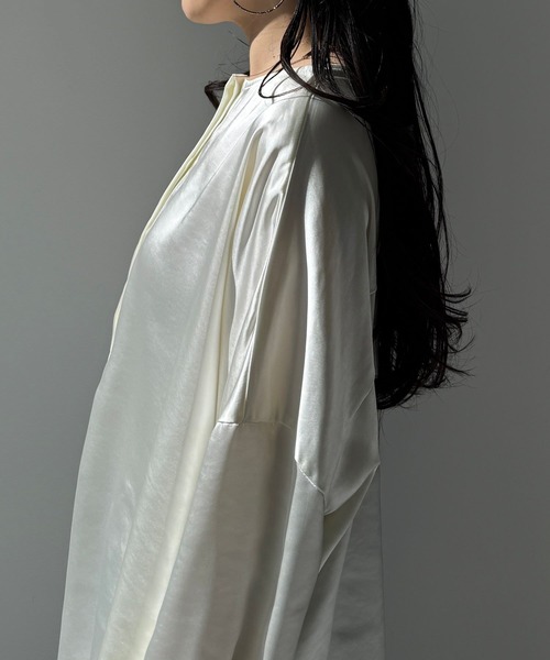 wee9s(ウィークス)の「over size no collar mannish satin shirt(シャツ/ブラウス・レディース・ライトブルー/ブラック/アイボリー・FREE)」の21枚目の写真