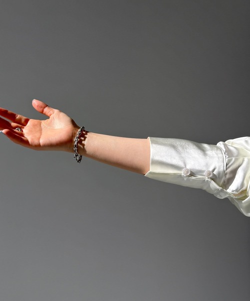 wee9s(ウィークス)の「over size no collar mannish satin shirt(シャツ/ブラウス・レディース・ライトブルー/ブラック/アイボリー・FREE)」の18枚目の写真