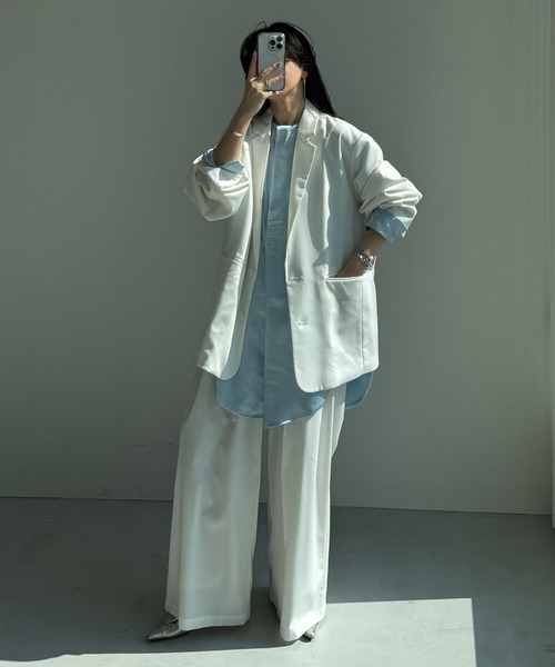 wee9s(ウィークス)の「over size no collar mannish satin shirt(シャツ/ブラウス・レディース・ライトブルー/ブラック/アイボリー・FREE)」の5枚目の写真