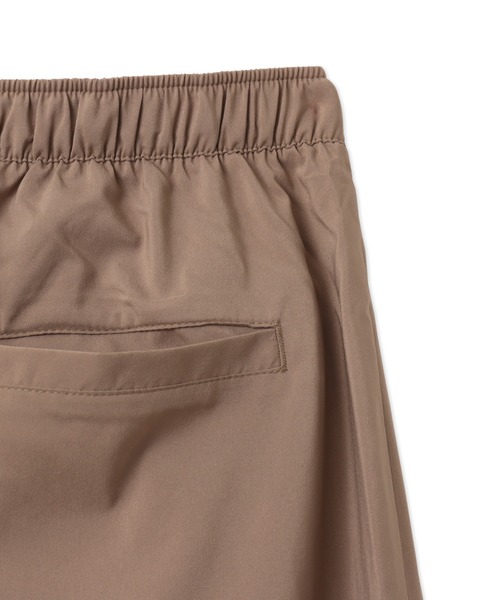 PUMA(プーマ)の「PUMA WEBBING PANTS / プーマ ユニセックス ウェビング パンツ(その他パンツ・メンズ・ベージュ/グリーン/ブラック・XL/L/M/S)」の10枚目の写真