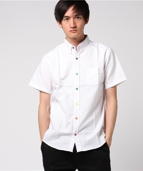 ARCADE（アーケード）の「ボタンダウン オックスフォードシャツ 半袖シャツ/選べるマルチ釦&ノーマル釦（シャツ/ブラウス・メンズ・ホワイト系2/ホワイト系1/ブラック系2/ネイビー系1/ブラック系1/サックスブルー系2/サックスブルー系1/ネイビー系2・M/LL/L）」の2枚目の写真