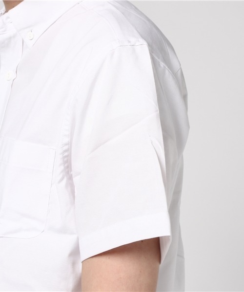 ARCADE（アーケード）の「ボタンダウン オックスフォードシャツ 半袖シャツ/選べるマルチ釦&ノーマル釦（シャツ/ブラウス・メンズ・ホワイト系2/ホワイト系1/ブラック系2/ネイビー系1/ブラック系1/サックスブルー系2/サックスブルー系1/ネイビー系2・M/LL/L）」の12枚目の写真