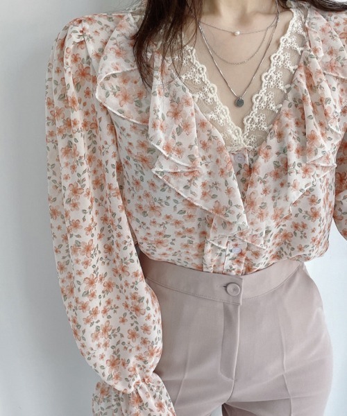 SallyLunn(サリーラン)の「フラワーフリルカラーブラウス(シャツ/ブラウス・レディース・ブルー/オレンジ/ピンク・MEDIUM/LARGE)」の9枚目の写真