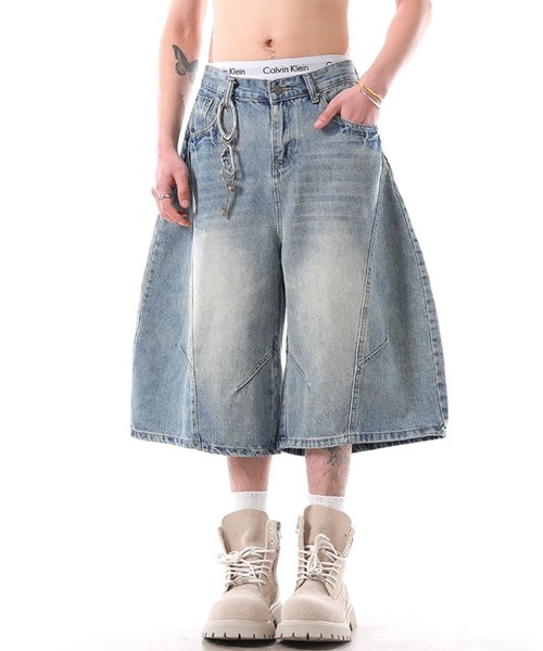 WESTBOY（ウエストボーイ）の「グラデーション ウォッシュ バギーデニム ハーフパンツ WO26S5PT01（デニムパンツ・メンズ・ライトブルー・XL/M/L）」の2枚目の写真
