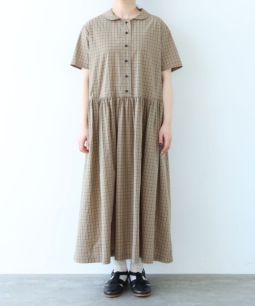 bulle de savon(ビュルデサボン)の「超長綿70/1タイプライター ワンピース(ワンピース・レディース・ベージュ/ホワイト・FREE)」の21枚目の写真