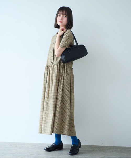 bulle de savon(ビュルデサボン)の「超長綿70/1タイプライター ワンピース(ワンピース・レディース・ベージュ/ホワイト・FREE)」の16枚目の写真
