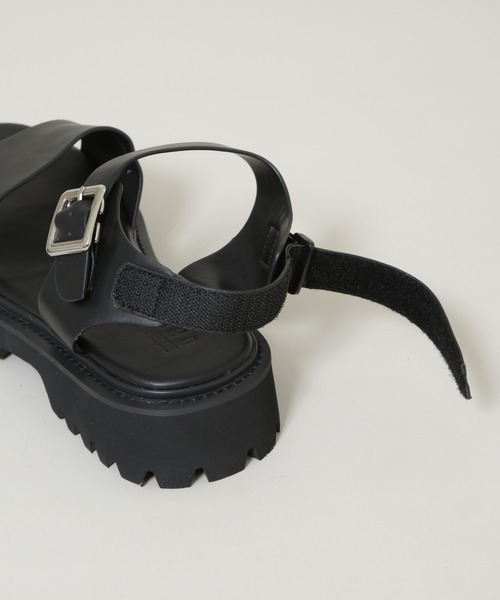 NANO universe（ナノユニバース）の「スタンダードストラップサンダル（サンダル・メンズ・ブラック・L/M/S）」の2枚目の写真